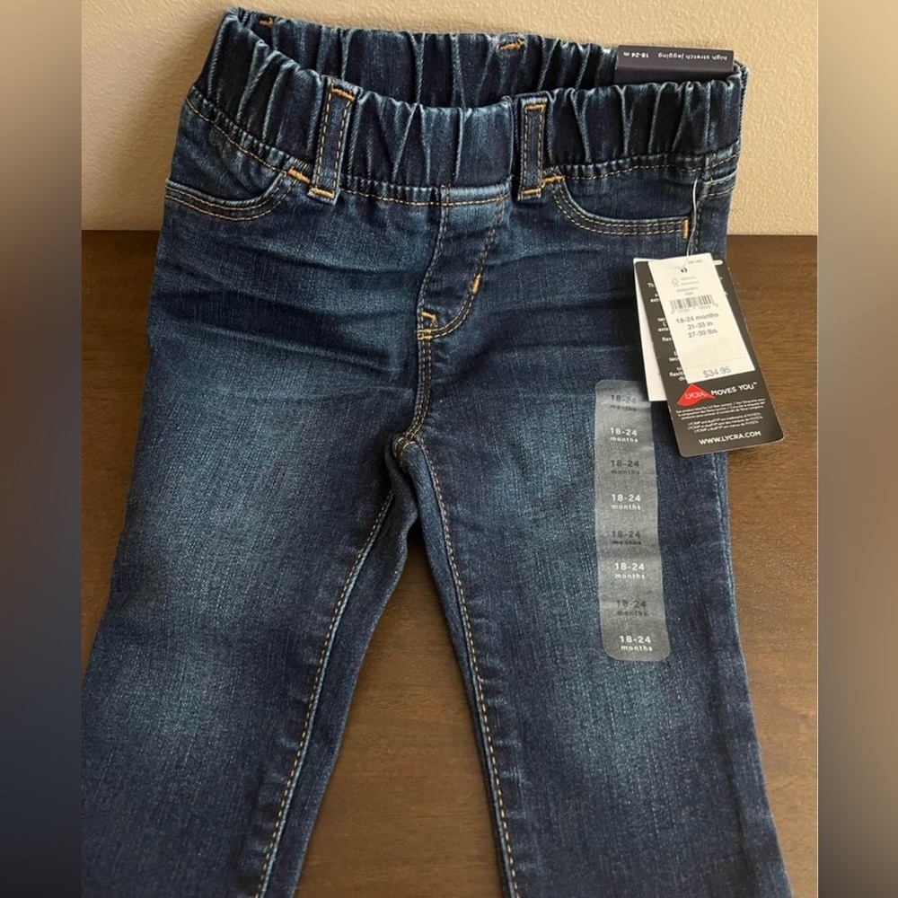 NWT- Girls Gap high stretch Jeggings pull on size 18-24 months